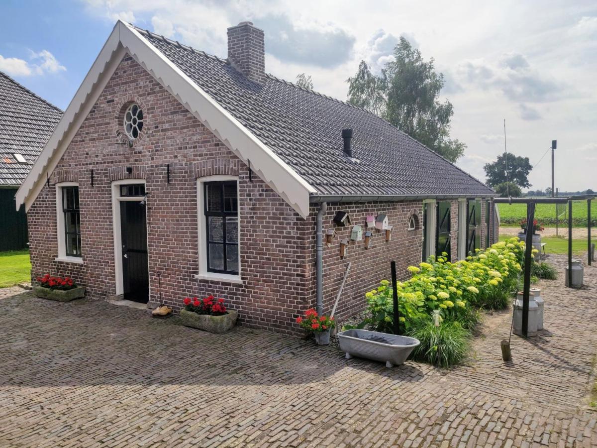 Het Vlieghuisje Coevorden Luaran gambar